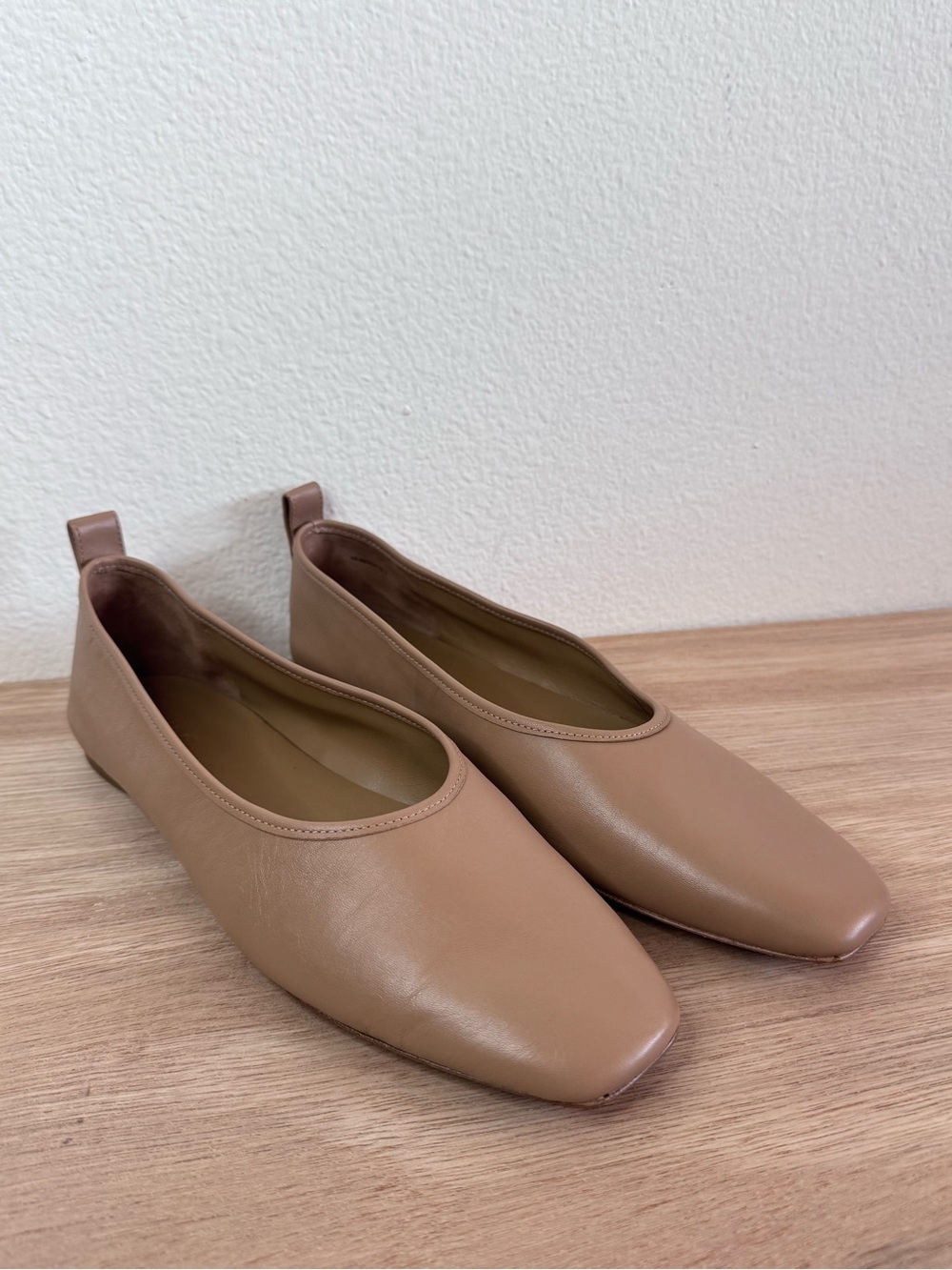 Vince Vivian Leather Ballet Flat Chai Nude Tan - Picture 2 of 10